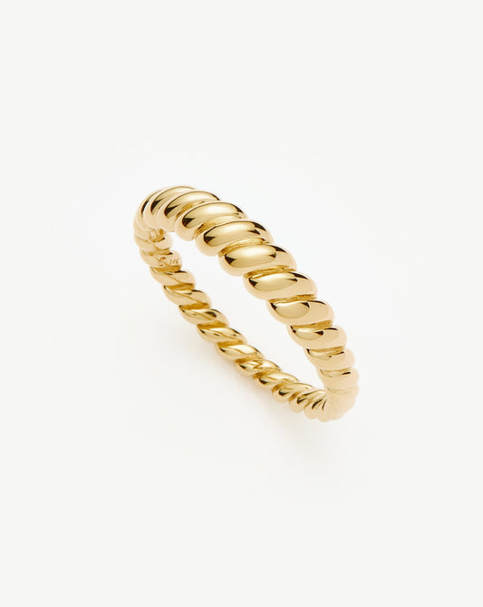 Solid Gold Twisted Classic Ring
