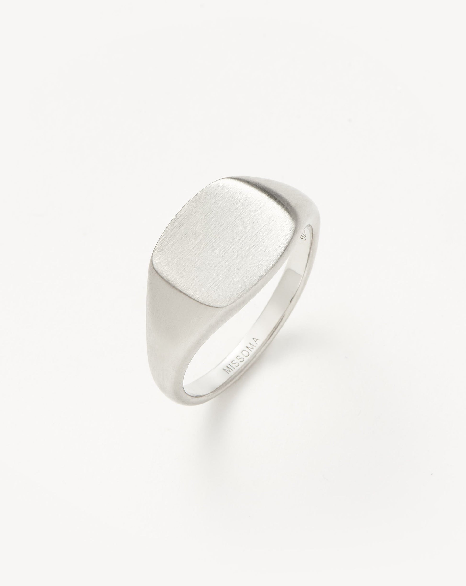 Mens Engravable Signet Ring