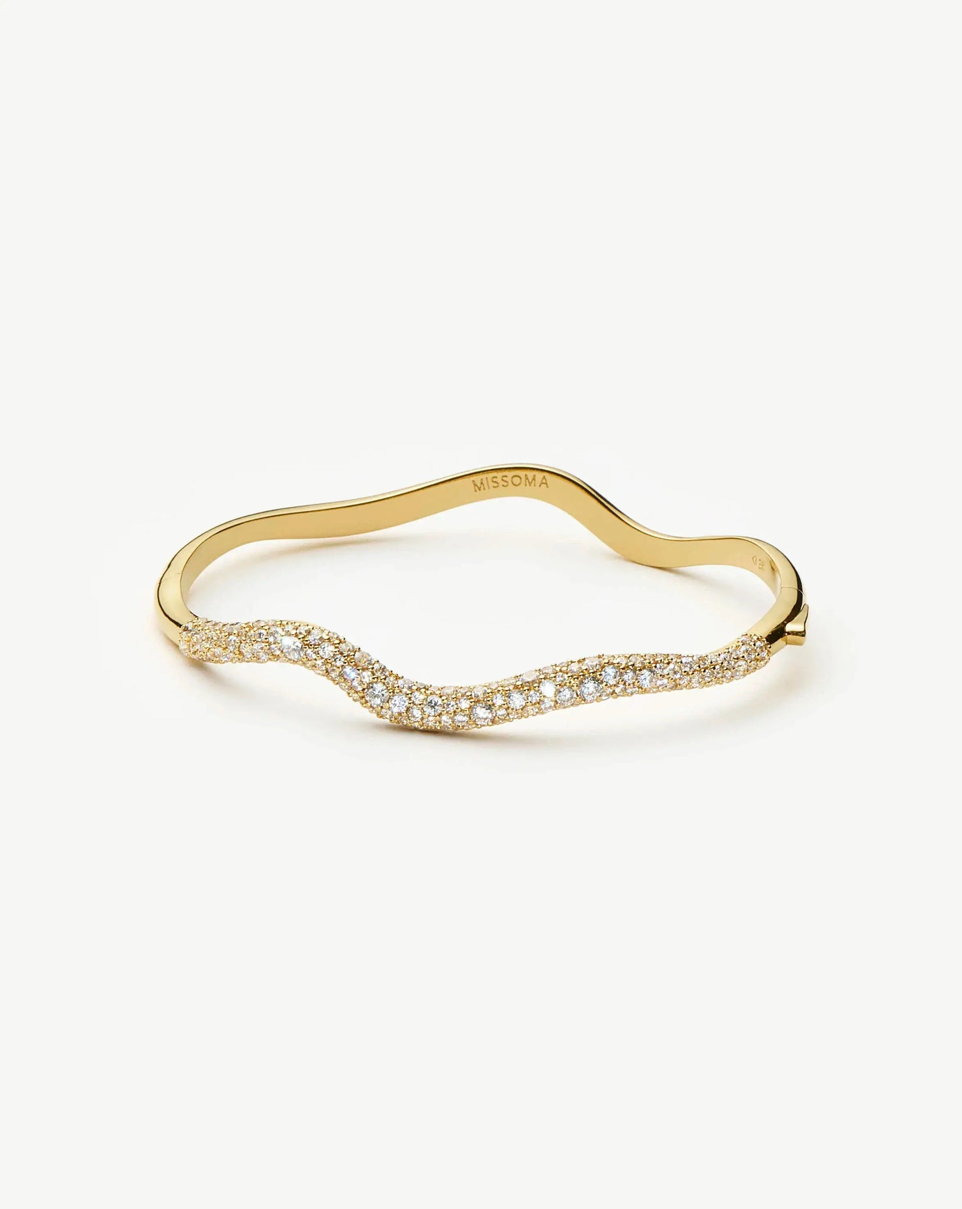 Molten Snow Ripple Hinged Bangle