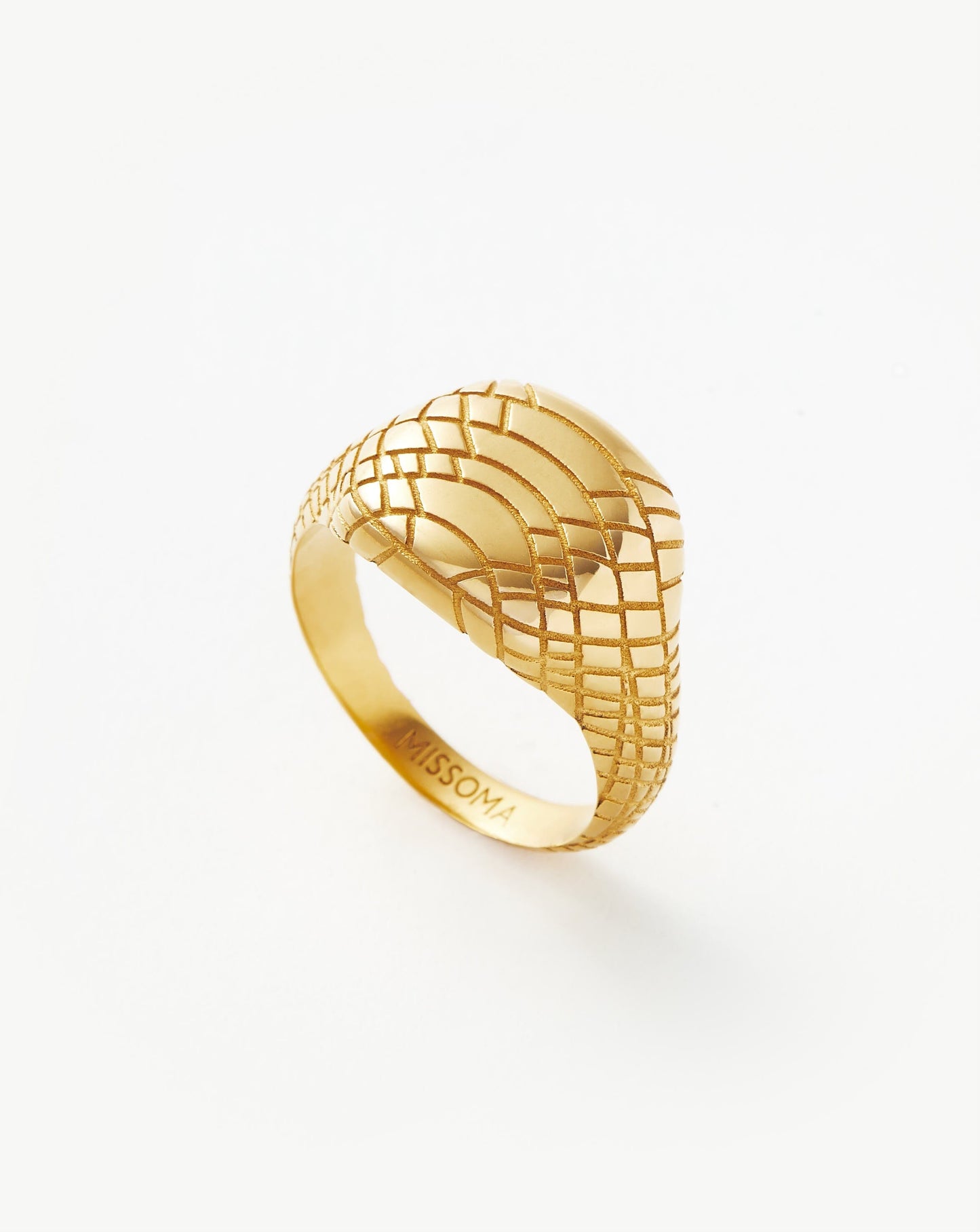 Serpent Textured Signet Ring